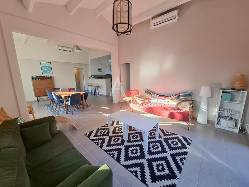 Maison - 96 m² - 4 pièces