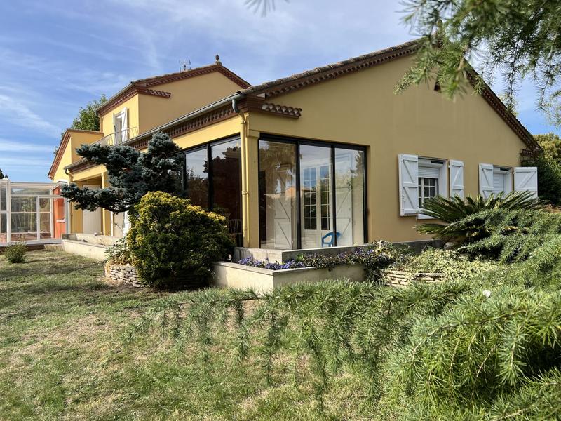Villa - 157 m² - 6 pièces