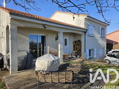 Maison - 117 m² - 5 pièces