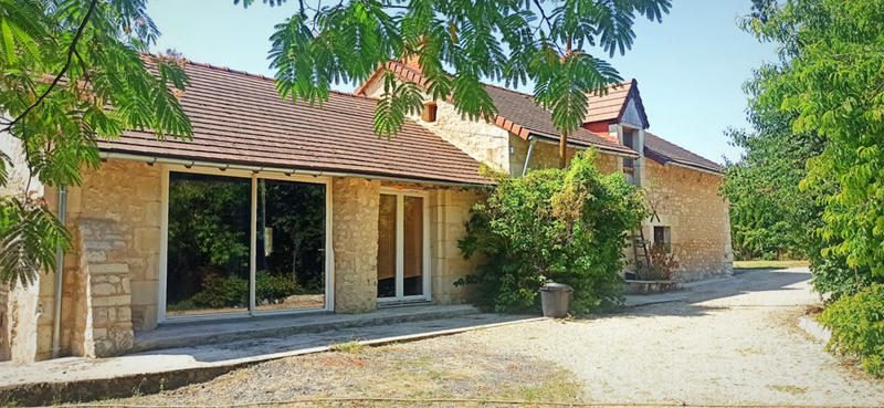 Maison - 90 m² - 3 pièces