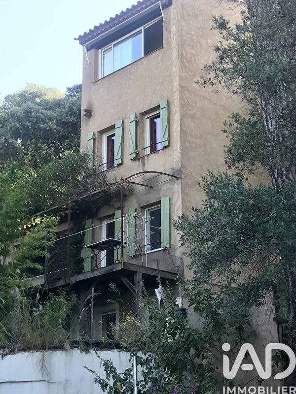 Maison - 122 m² - 7 pièces