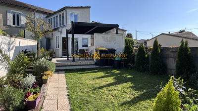 Maison - 145 m² - 6 pièces