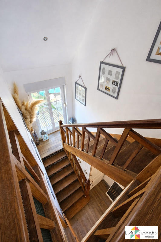 Maison - 121 m² - 5 pièces