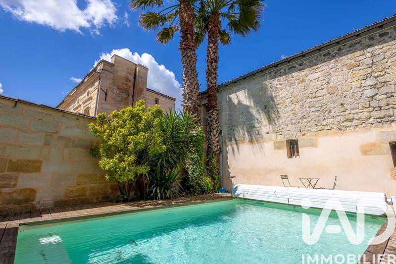 Maison de ville - 220 m² - 7 pièces