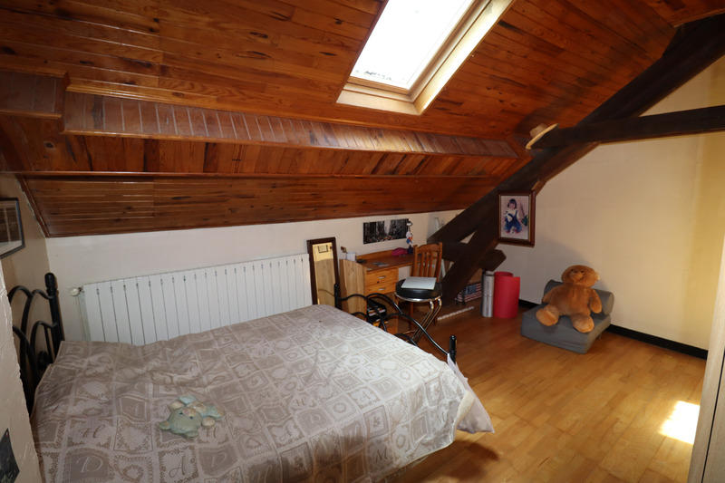 Maison en pierre - 167 m² - 7 pièces