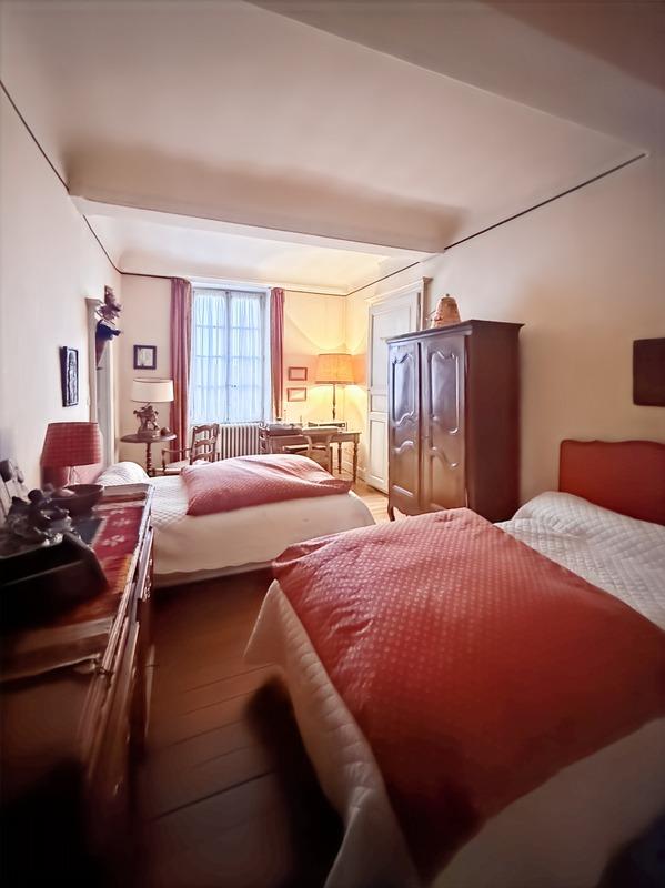 Propriété - 252 m² - 10 pièces