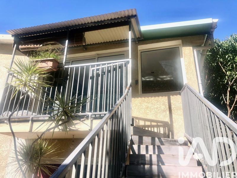 Maison - 280 m² - 13 pièces