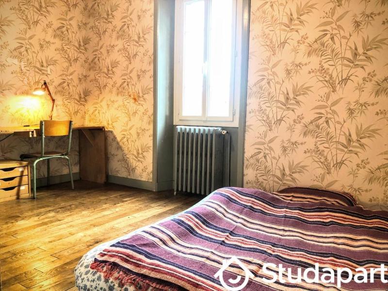 Chambre - 10 m² - 1 pièce