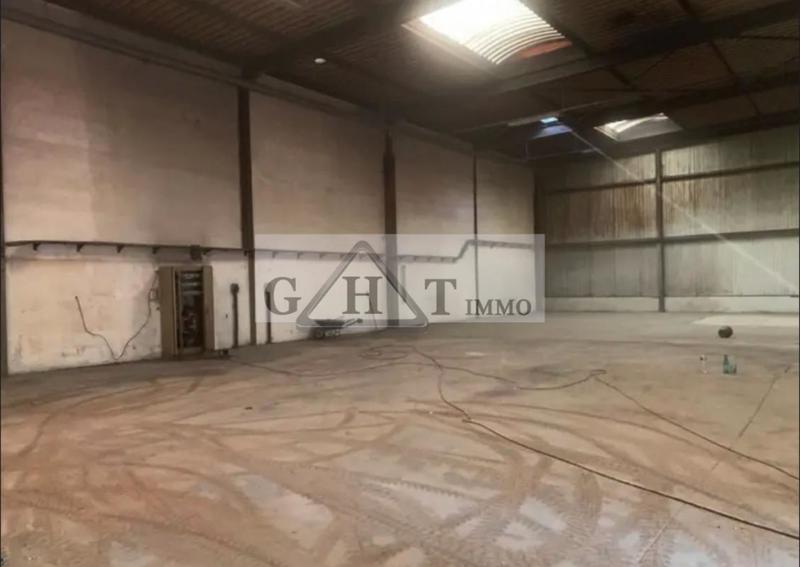 Entrepôt - 540 m²