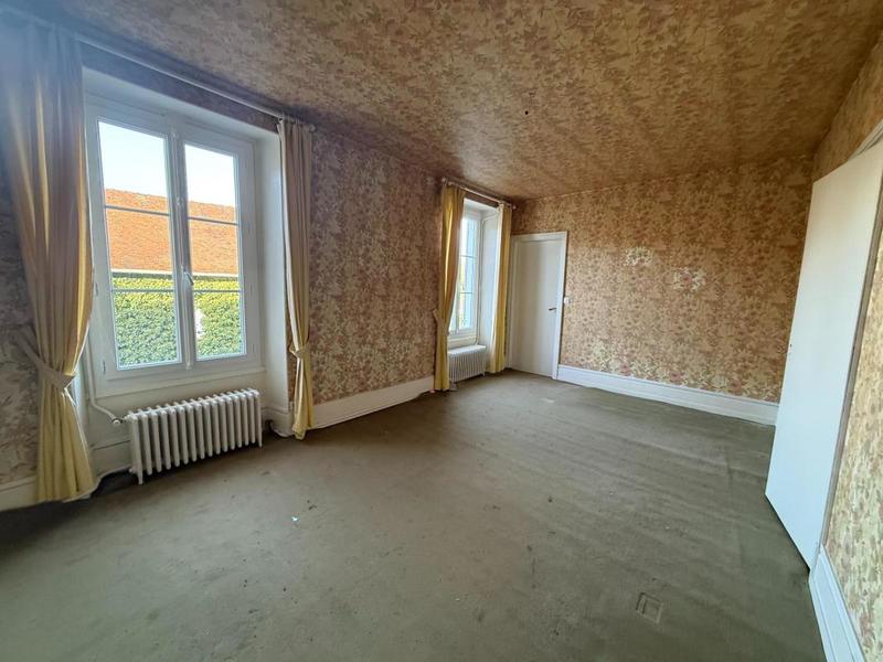 Maison - 200 m² - 6 pièces