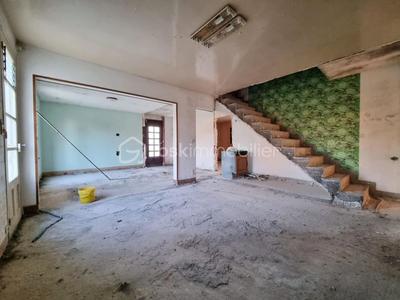 Maison traditionnelle - 114 m² - 4 pièces