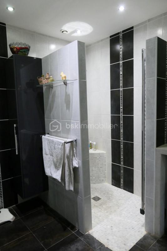 Maison traditionnelle - 107 m² - 5 pièces