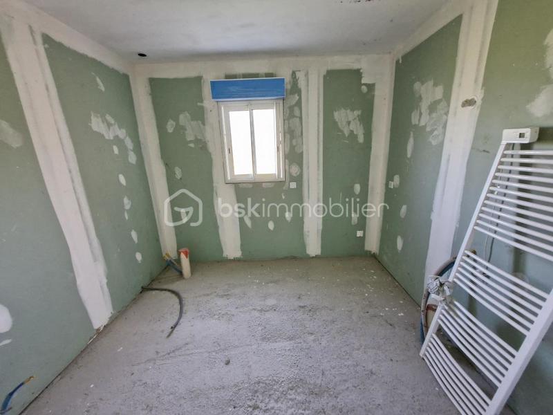 Maison traditionnelle - 100 m² - 4 pièces