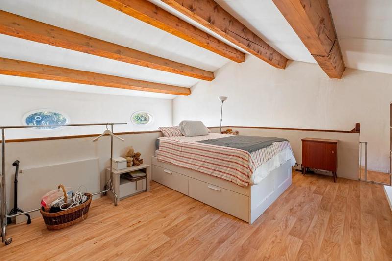 Maison - 180 m² - 5 pièces