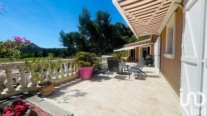 Maison - 191 m² - 7 pièces