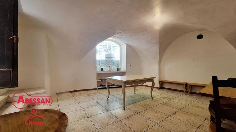 Maison - 196 m² - 7 pièces