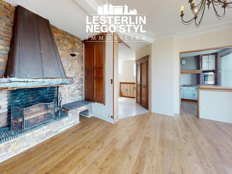 Maison - 152 m² - 6 pièces