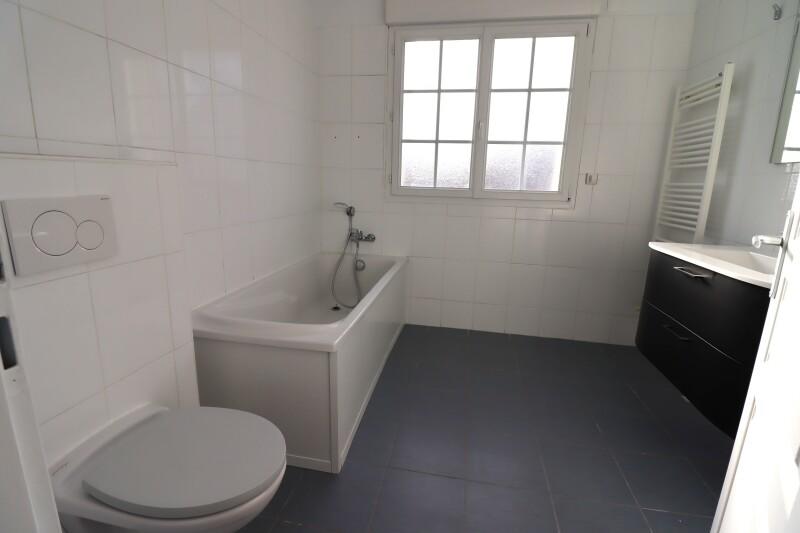 Pavillon - 98 m² - 5 pièces