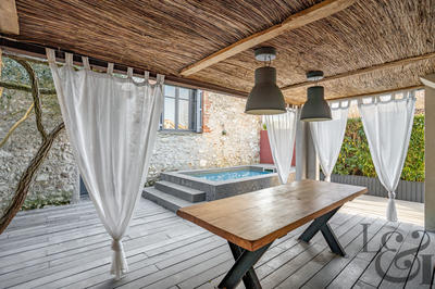 Maison - 170 m² - 6 pièces