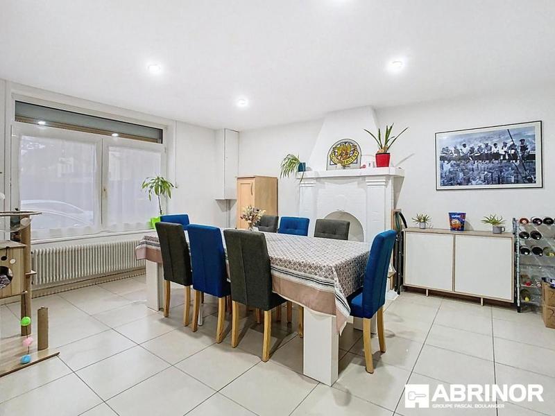 Maison - 120 m² - 5 pièces