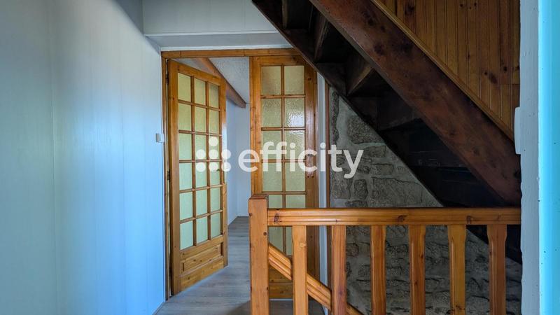 Maison - 96 m² - 5 pièces