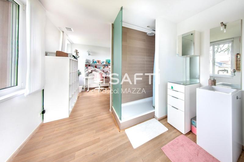 Villa - 220 m² - 7 pièces