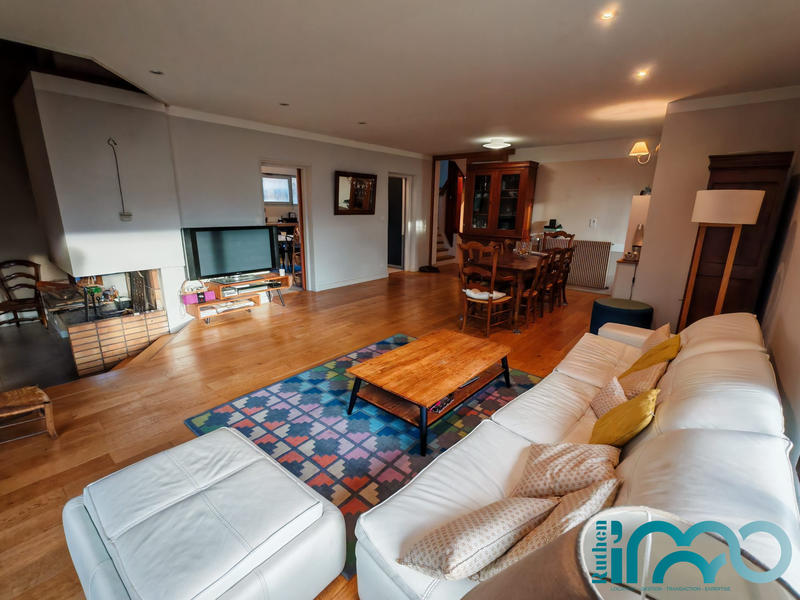 Maison ancienne - 250 m² - 8 pièces