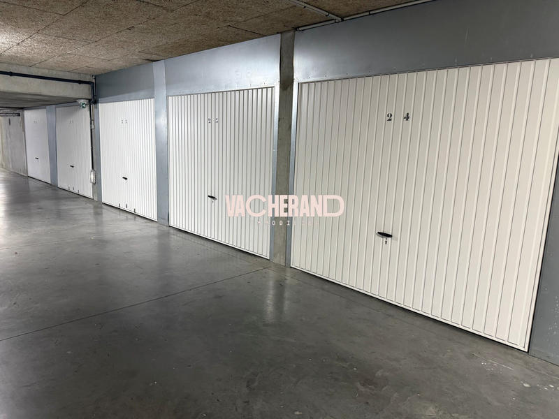 Parking / Garage - 21 m²