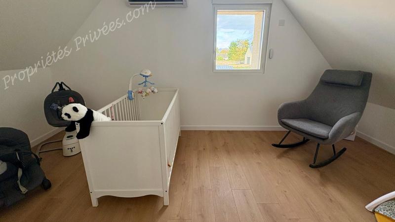 Maison - 137 m² - 7 pièces