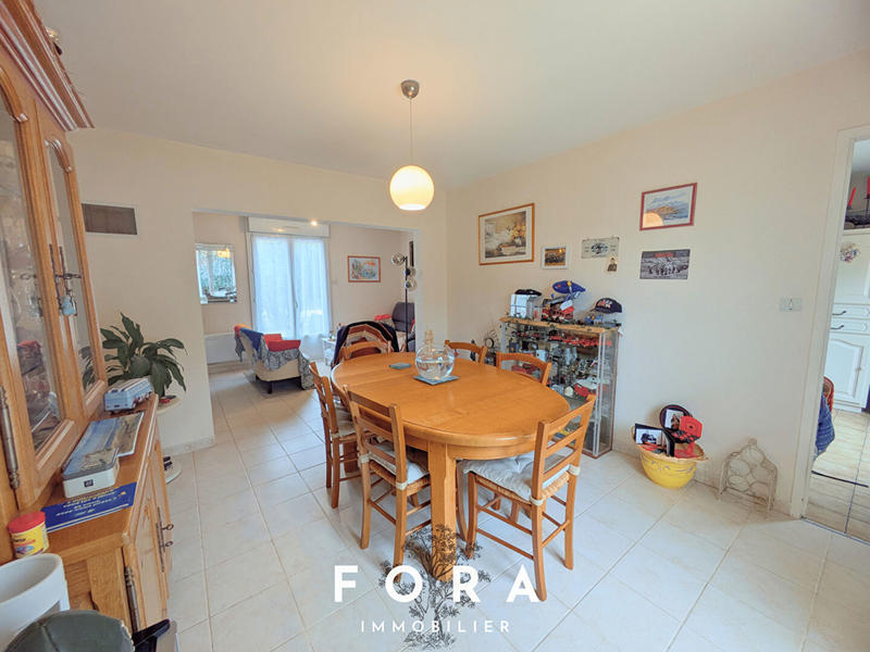 Maison - 94 m² - 4 pièces