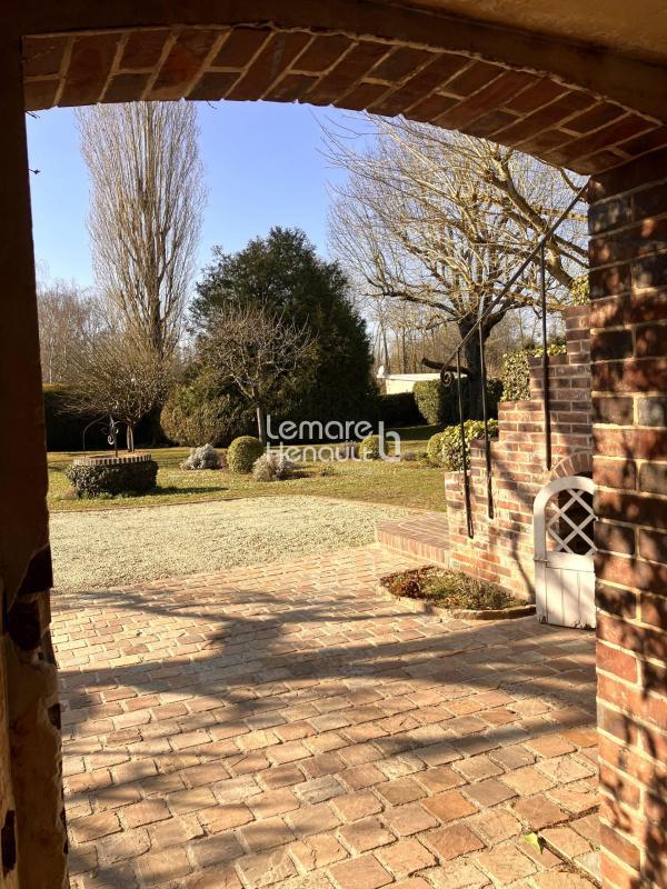 Propriété - 200 m² - 10 pièces