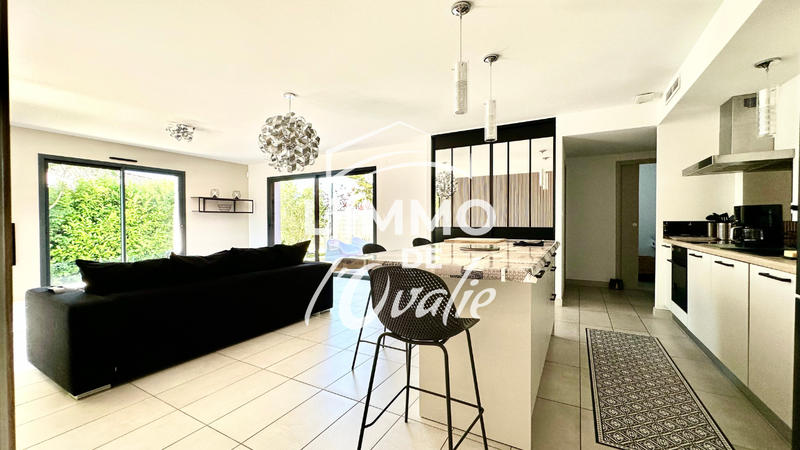 Maison - 110 m² - 5 pièces