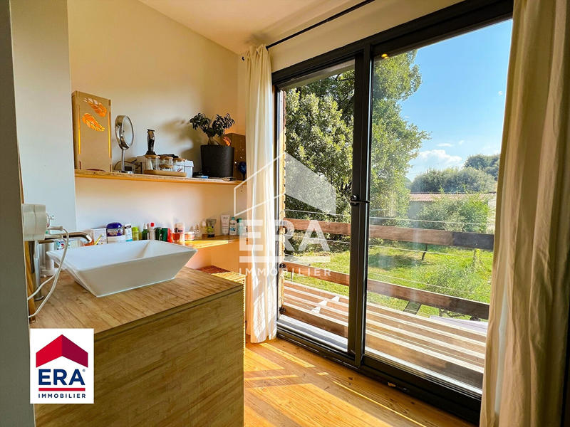 Maison - 85 m² - 3 pièces