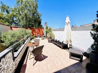 Maison - 305 m² - 8 pièces