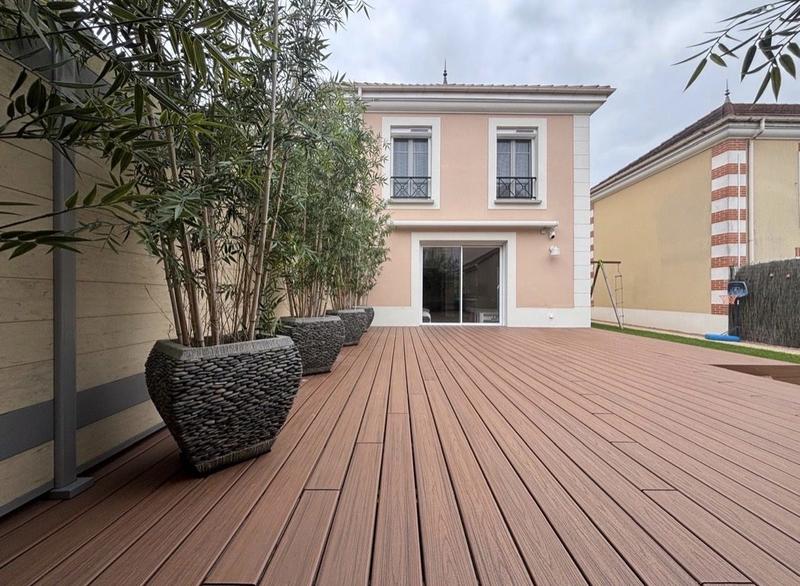 Maison - 80 m² - 5 pièces