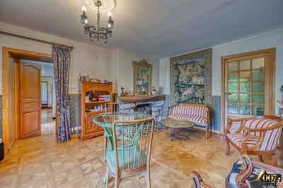 Maison - 182 m² - 7 pièces