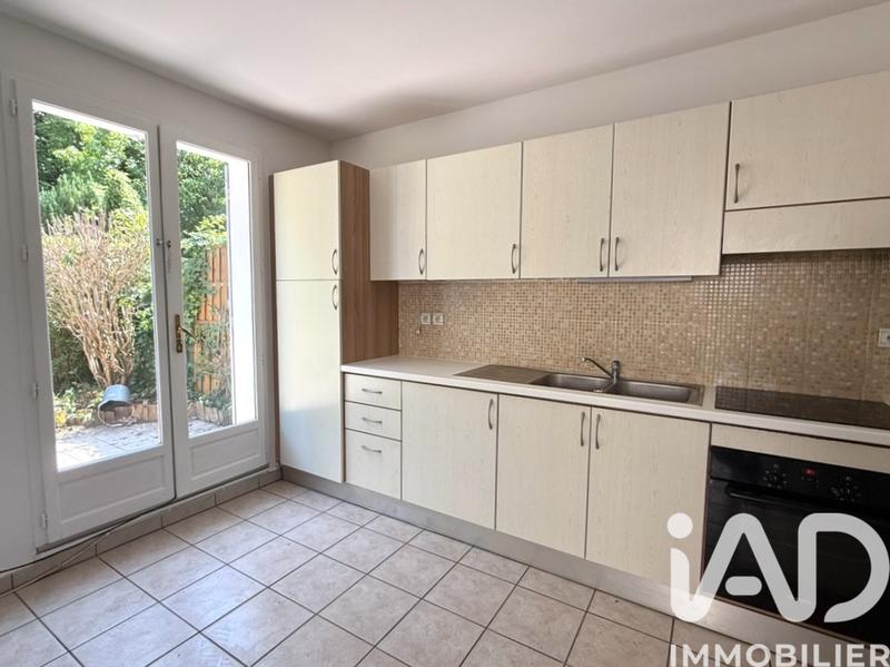 Maison - 96 m² - 6 pièces