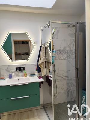 Maison de ville - 92 m² - 4 pièces