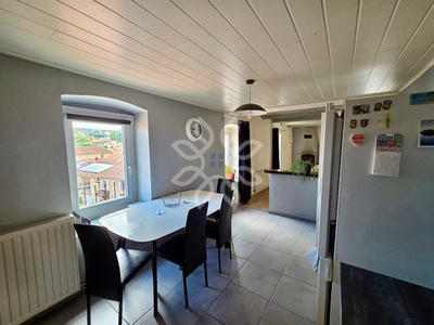 Maison - 197 m² - 8 pièces