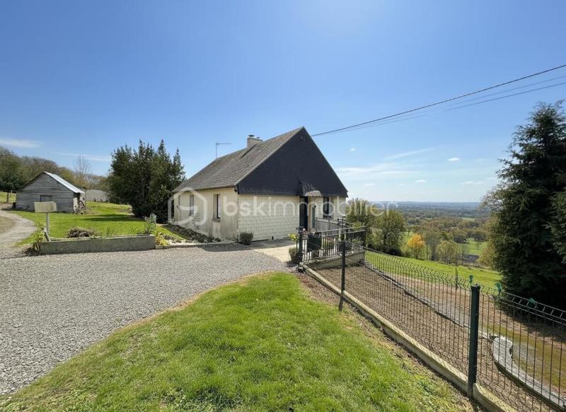 Maison - 80 m² - 4 pièces