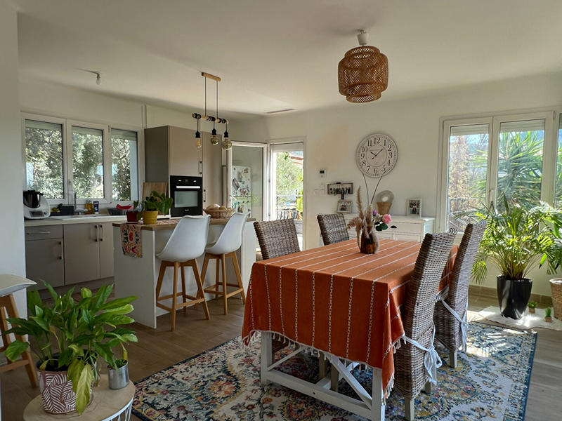 Maison - 90 m² - 4 pièces