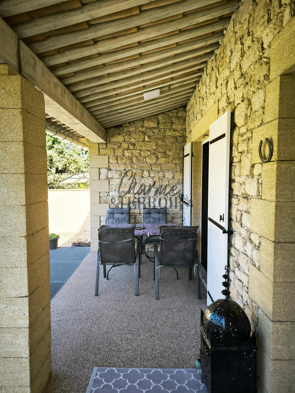 Villa - 170 m² - 9 pièces