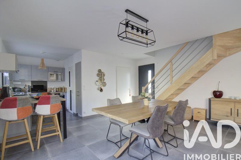 Maison - 87 m² - 4 pièces