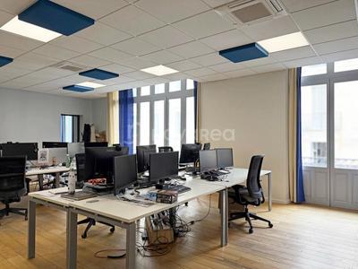 Appartement - 263 m² - 8 pièces