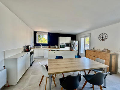 Maison - 122 m² - 5 pièces