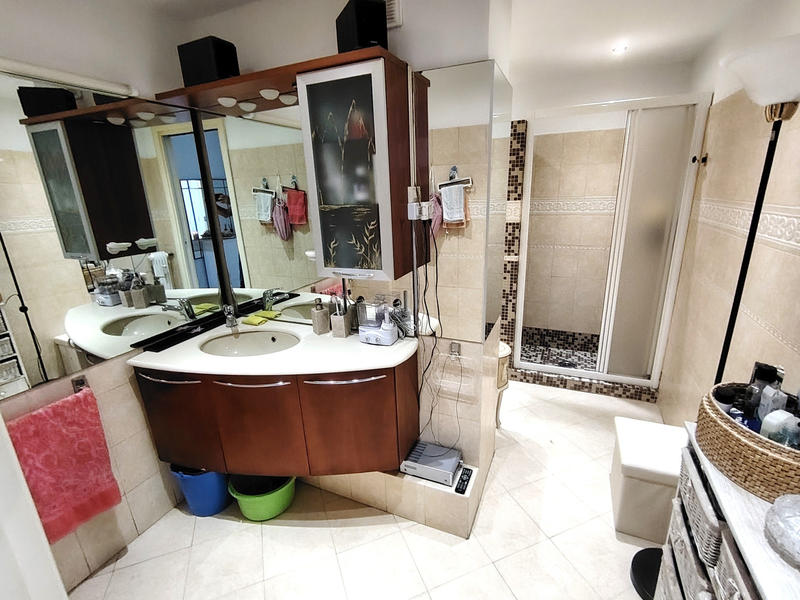 Appartement - 60 m² - 2 pièces