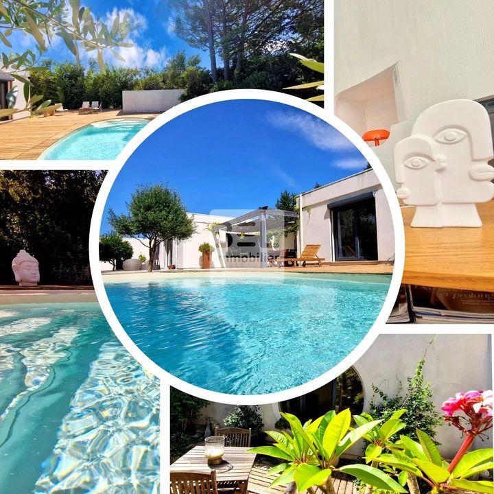 Villa - 255 m² - 8 pièces