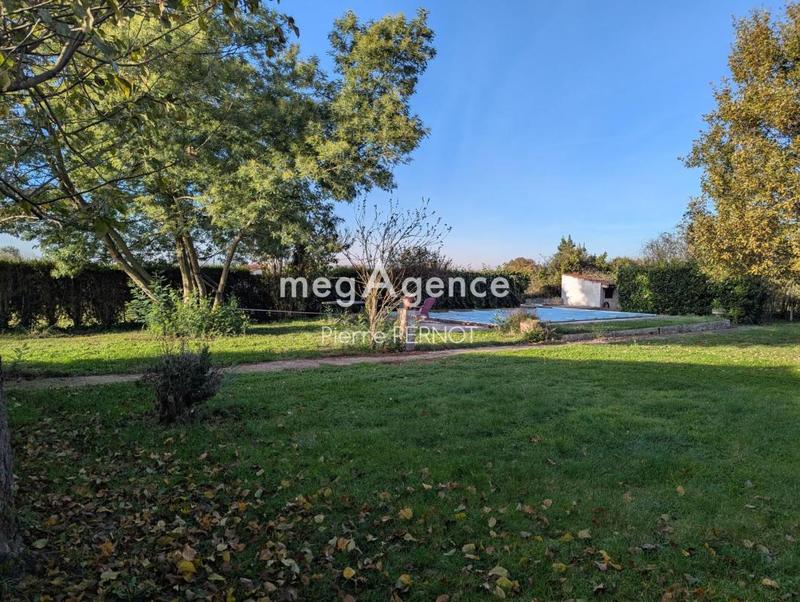 Maison - 95 m² - 5 pièces