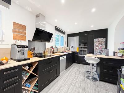 Maison - 120 m² - 4 pièces