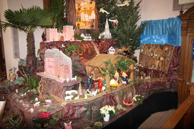 Noëlies : sentier des crèches